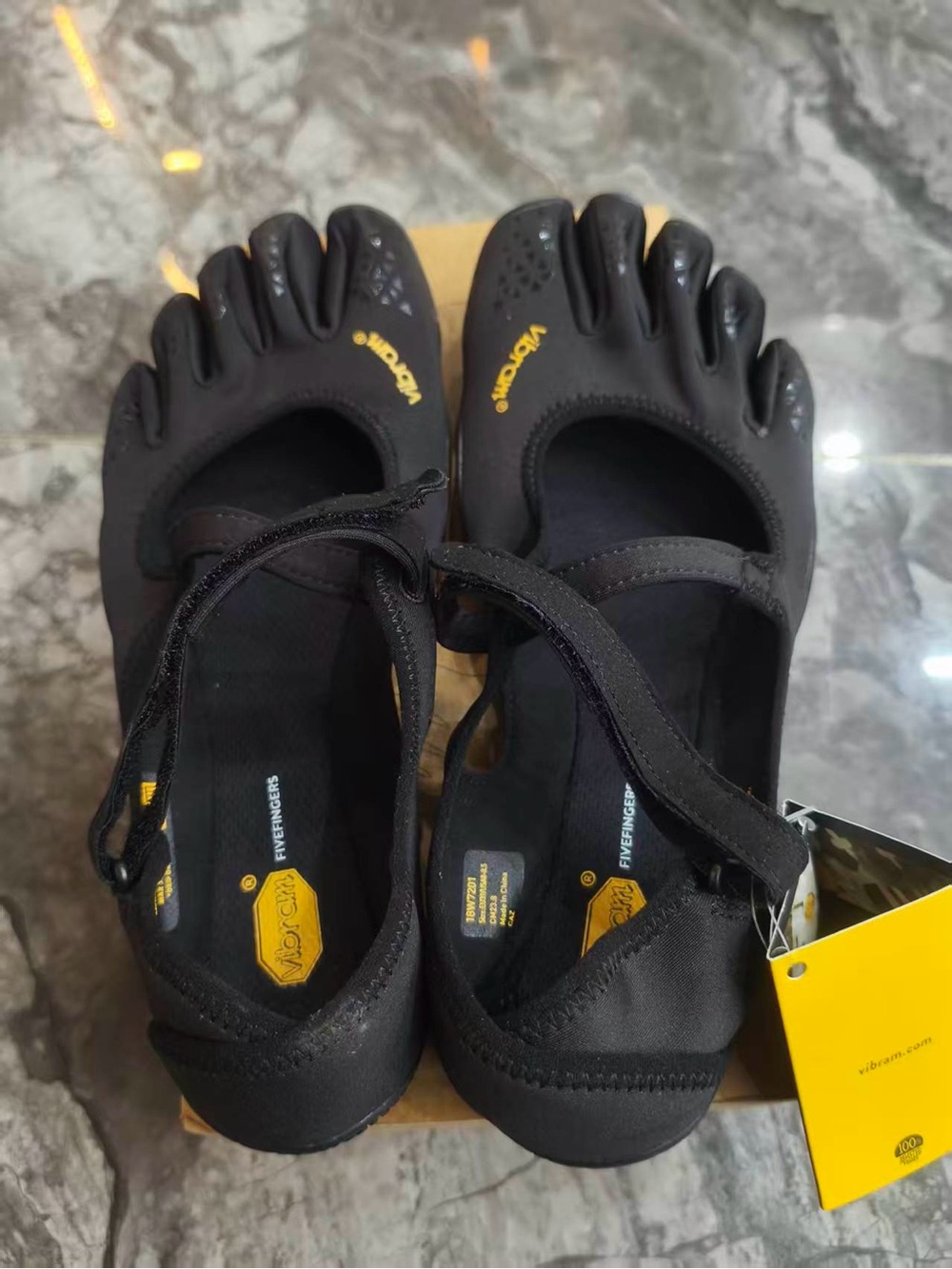 Vibram Women's Black FiveFingers Mary Jane Flats
